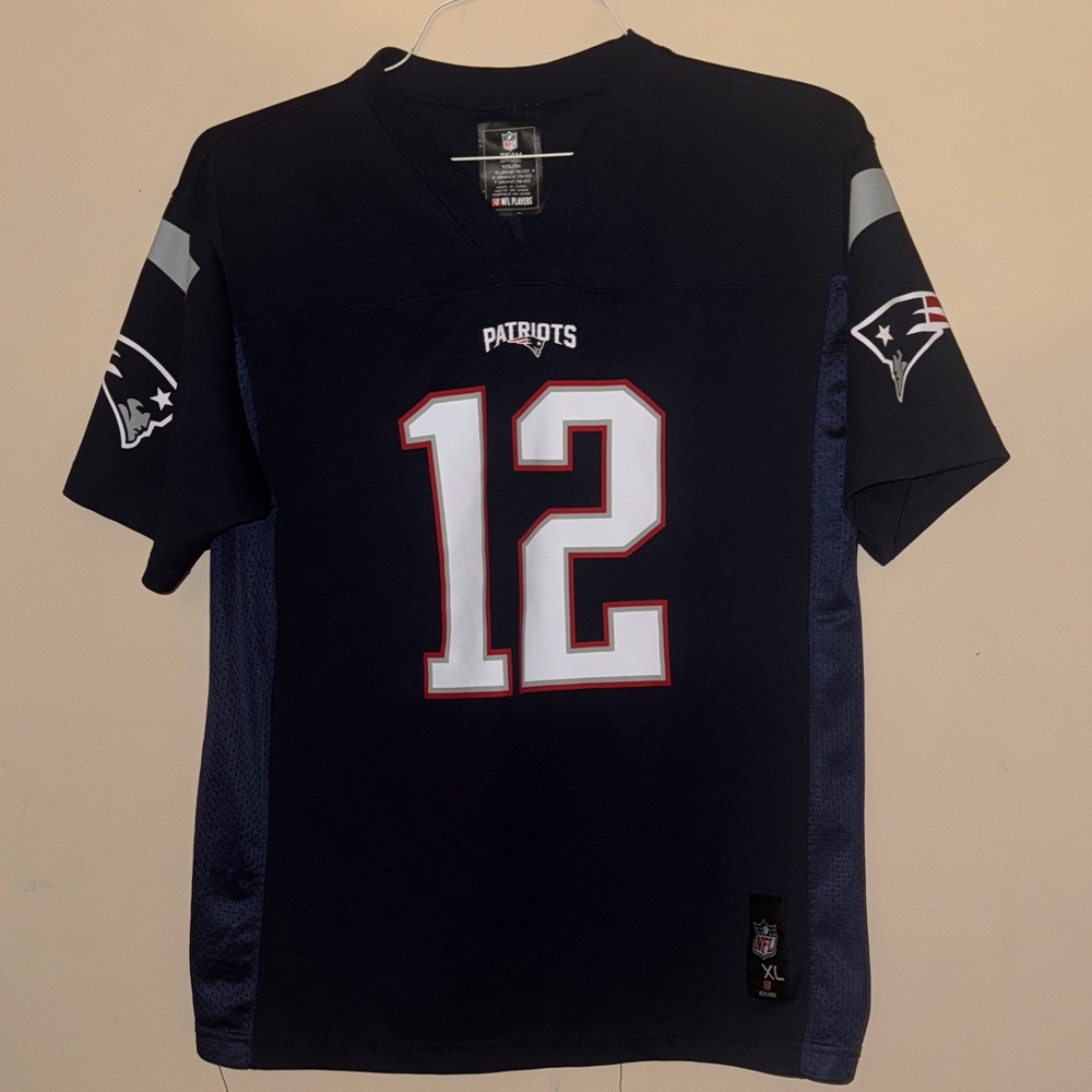 NFL Team Youth XL Patriots Navy Blue Jersey